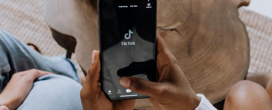 TikTok 'Craze' Caused Peak District's Severe Parking Situation